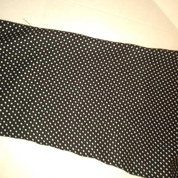Black with dots - Picture 4 of 7